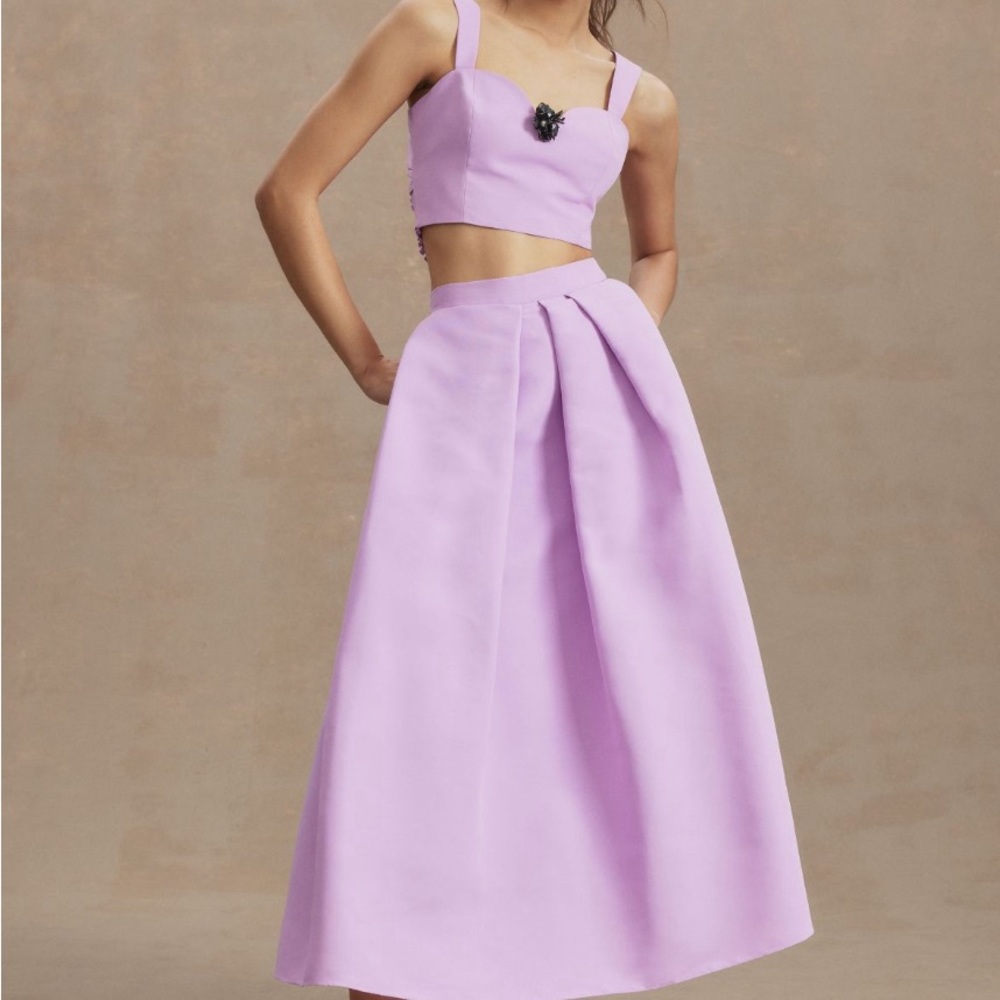 Sachin and babi Darcy sweetheart cropped top